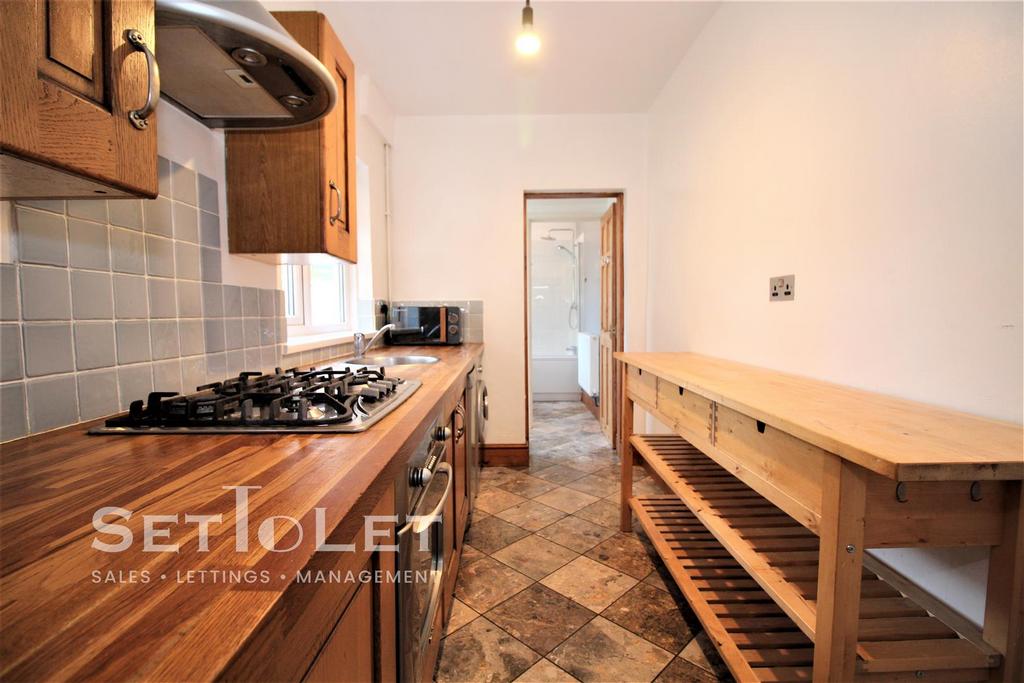 House in Leicester, City of Leicester - More