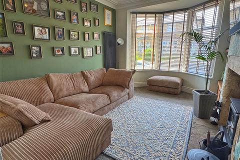 3 bedroom end of terrace house for sale, Colldale Terrace, Haslingden, Rossendale, BB4