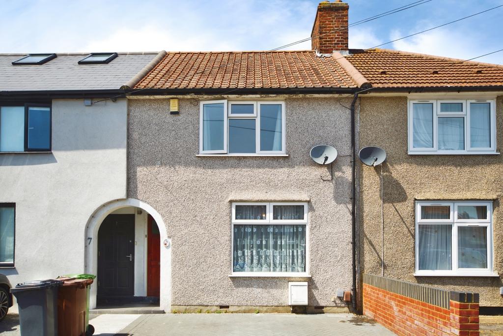 2 bedroom terraced house for sale
