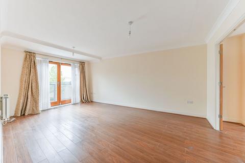 4 bedroom terraced house to rent, Goodman Crescent, Croydon, CR0