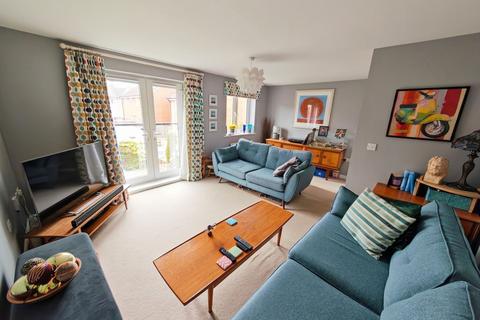 4 bedroom terraced house for sale, Mascroft Road, Trowbridge BA14