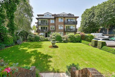 2 bedroom flat for sale, Madingley Court, St Margarets, Richmond, TW1