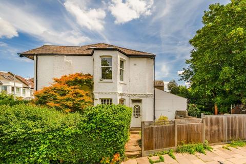 Prebend Gardens, London W6