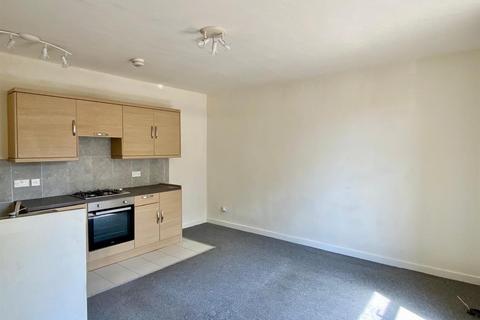 2 bedroom house for sale, Bradford Road, Brighouse