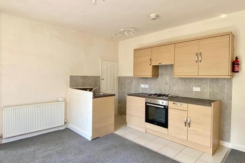 2 bedroom house for sale, Bradford Road, Brighouse