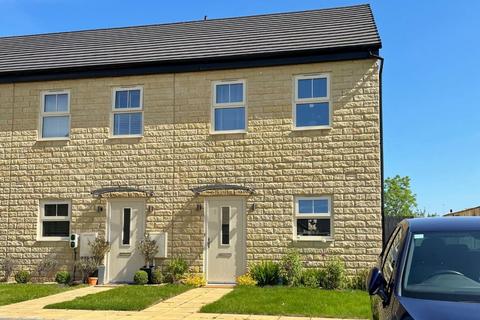 2 bedroom semi-detached house for sale, Sark Court, Leeds