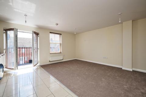 2 bedroom flat to rent, Harborough Place, Rushden