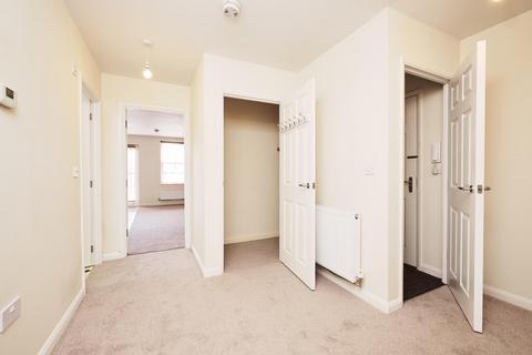 2 bedroom flat to rent, Harborough Place, Rushden