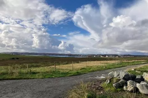 4 bedroom property with land for sale - View 5