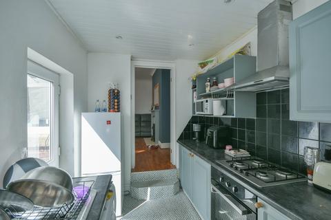 2 bedroom flat for sale, Portland Street, Gateshead NE10