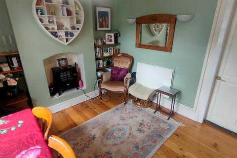 2 bedroom semi-detached house for sale, Quarry Road, Wrexham LL11