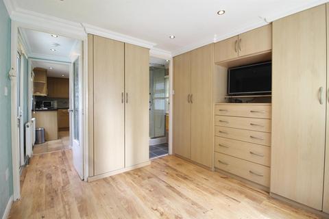 1 bedroom mobile home for sale, Barnet Road, Barnet EN5