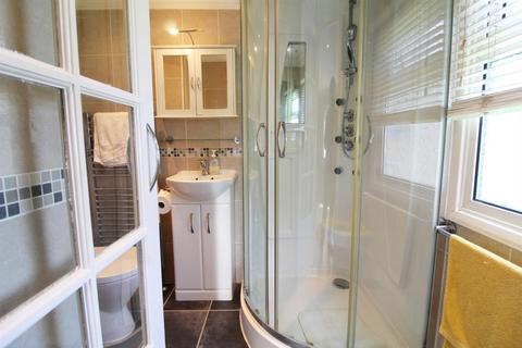 1 bedroom mobile home for sale, Barnet Road, Barnet EN5