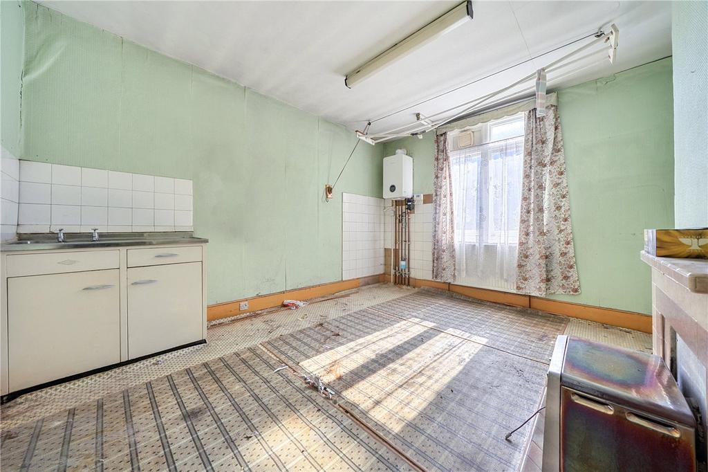 Rear Double Bedroom
