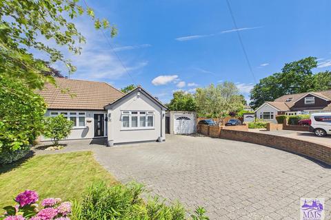 2 bedroom semi-detached bungalow for sale, Dene Drive, New Barn, Longfield