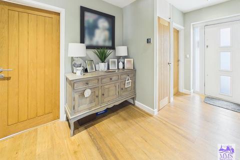 2 bedroom semi-detached bungalow for sale, Dene Drive, New Barn, Longfield