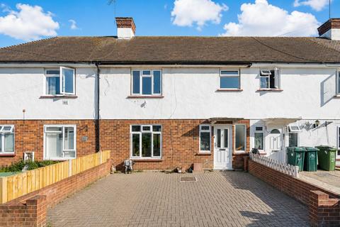 Viola Avenue, Surrey, Staines-Upon-Thames, TW19