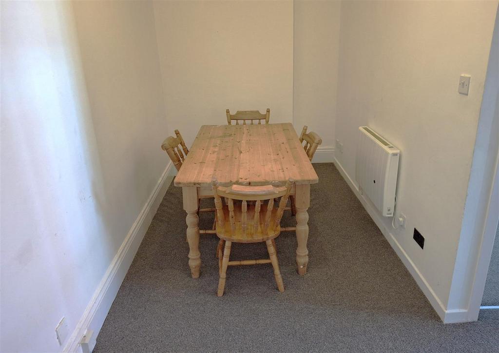 Apartment in Bournemouth, West Cliff - View 4