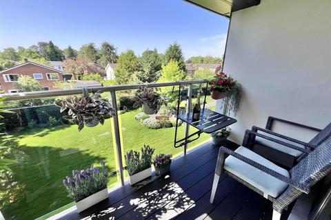 2 bedroom apartment for sale, Holly Road North, Wilmslow