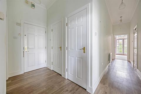 3 bedroom apartment for sale, The Broadwalk, Imperial Square, Cheltenham