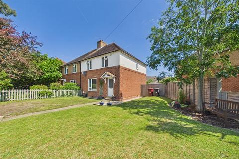 3 bedroom semi-detached house for sale, St. Pauls Road, Chichester