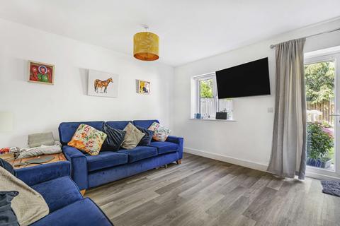 2 bedroom semi-detached house for sale, Juniper Close, Wrecclesham, Farnham, Surrey, GU10