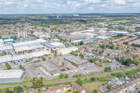 Warehouse to rent, 277 Lincoln Rd Enfield EN1 1SY