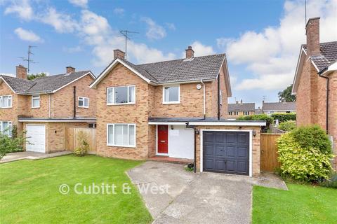 3 bedroom detached house for sale, Trelawne Drive, Cranleigh, Surrey