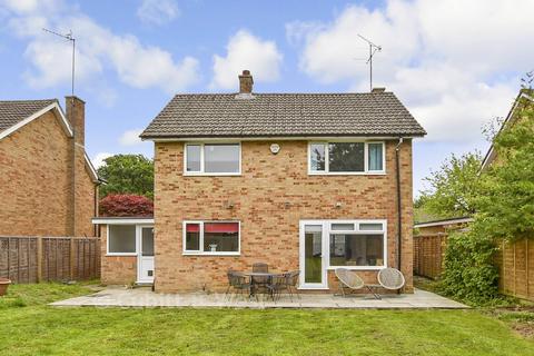 3 bedroom detached house for sale, Trelawne Drive, Cranleigh GU6