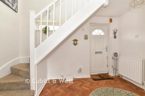3 bedroom detached house for sale, Trelawne Drive, Cranleigh GU6