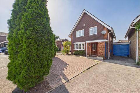 4 bedroom detached house to rent, Welby Crescent, Winnersh, Wokingham, Berkshire, RG41