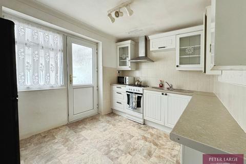 2 bedroom semi-detached bungalow for sale, 5 Spruce Avenue, Rhyl LL18 3SU