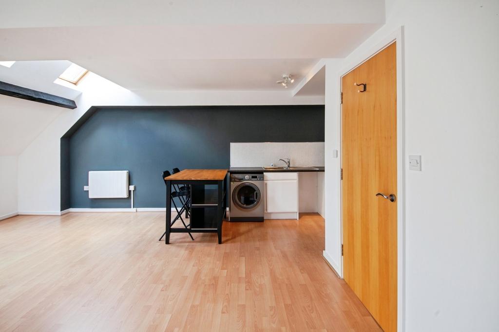 Kingswood, Sheffield, S6 - View 3