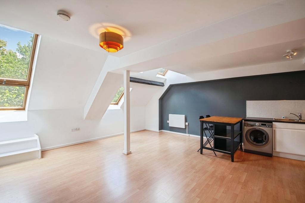 Kingswood, Sheffield, S6 - View 4