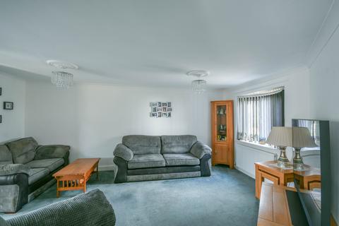 3 bedroom terraced house for sale, Foxhills Close, Washington NE38