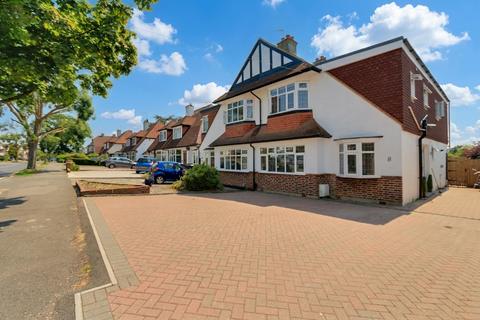 The Glade, Epsom, KT17