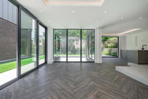 undefined, Castlebar Hill, London, W5