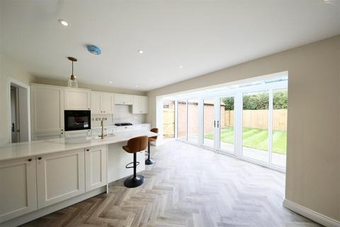undefined, The Redwoods, Leven, Beverley