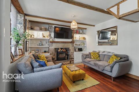 2 bedroom cottage for sale, Alma Street, Pontypool