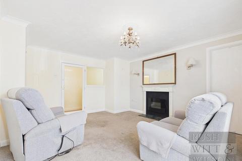 1 bedroom retirement property for sale, St. Martins Way, Battle