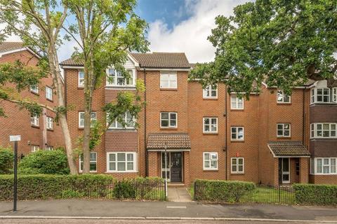 undefined, Le May Avenue, London SE12