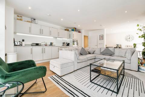 2 bedroom flat for sale, Mahindra Way, Beckton, London, E6