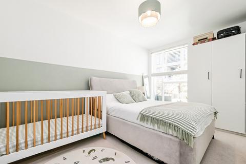 2 bedroom flat for sale, Mahindra Way, Beckton, London, E6
