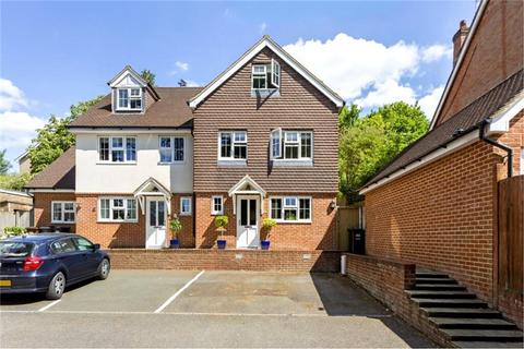Windrushes, Caterham, Surrey, CR3