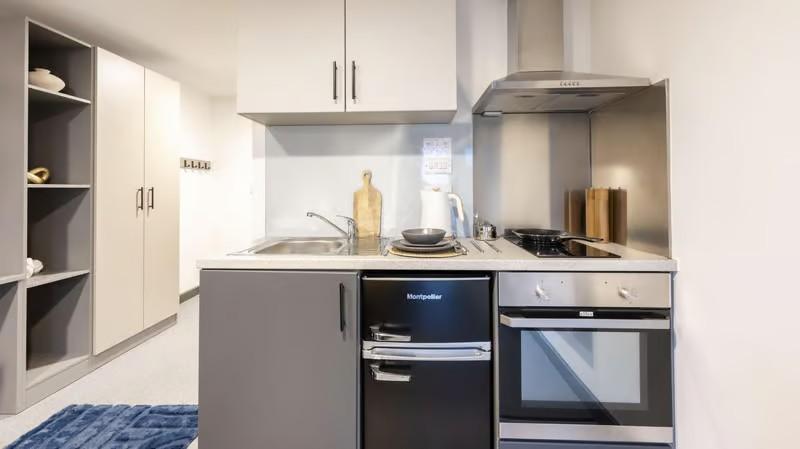 Apartment in Birmingham, West Midlands - View 2