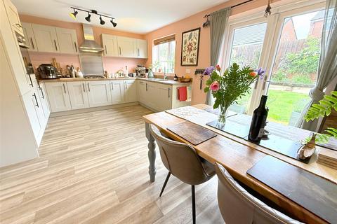 3 bedroom semi-detached house for sale, Palmer Avenue, Bottesford
