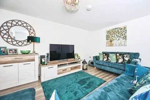 4 bedroom detached house for sale - Widok 3
