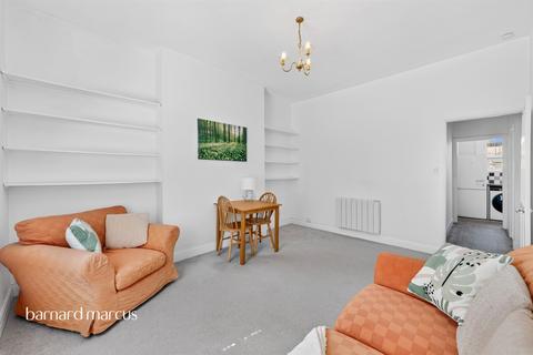 1 bedroom flat for sale, East Street, EPSOM