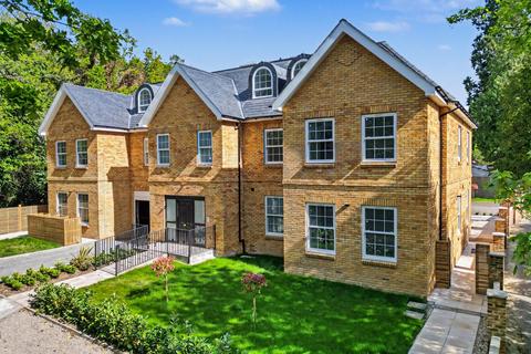 undefined, 32 Green Lane, Cobham, KT11