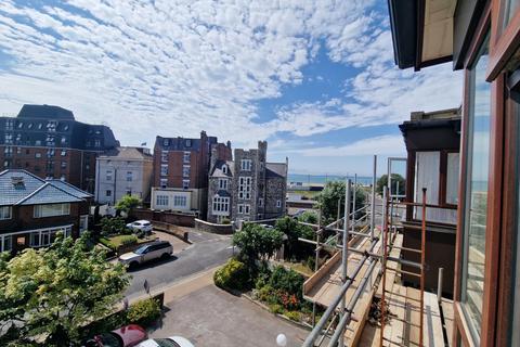 2 bedroom apartment for sale, Eastern Villas Road, Hampshire PO4
